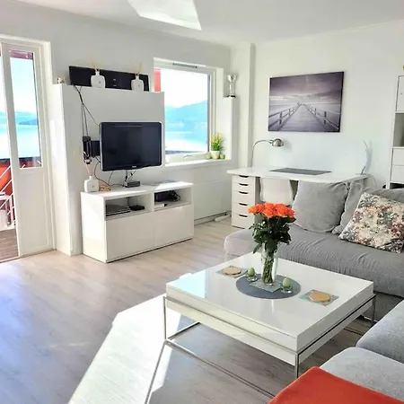 Beautiful Panoramic Apartment Vestnes Exterior foto